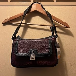 Chaps Angelina top zip Purple/Black